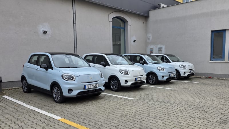 Elektromobil za 470 tisíc i stylové SUV do milionu. Číňané opět míchají kartami