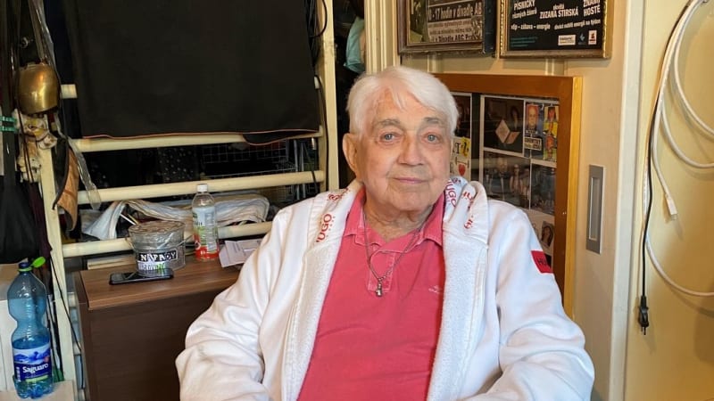 Překvapivý Krampolův odkaz: Dědic dostane víc, než se čekalo. Ve hře je účet i tantiémy