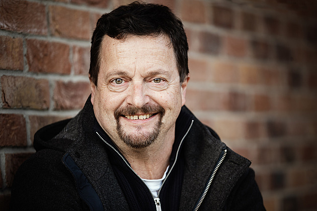 Michal Viewegh napsal novou knihu. Bude se v ní laškovat i skalpovat