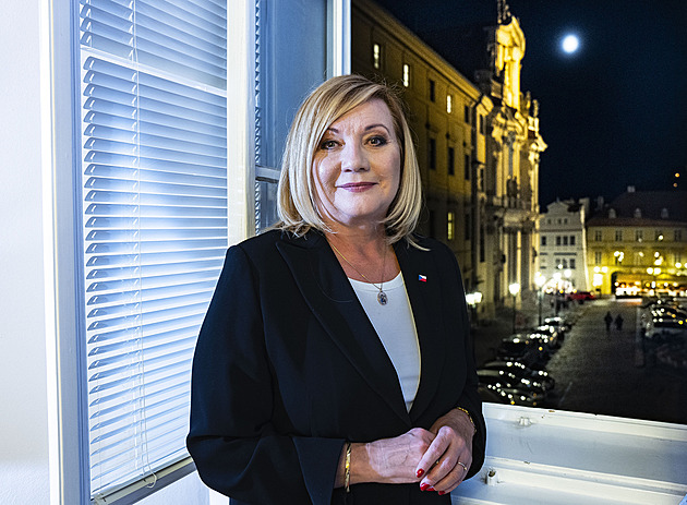 Vyšší schodek a Česko v provizoriu. Jak může budoucí vláda předělat rozpočet