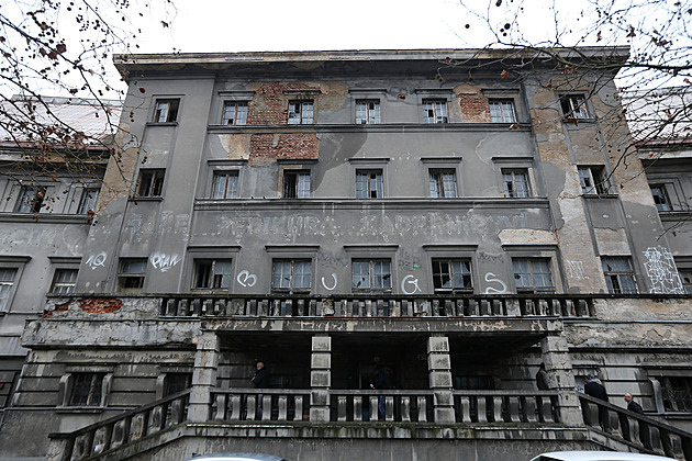 Dusno na plzeňském hejtmanství kvůli lázním a galerii. Stavba má začít v roce 2027