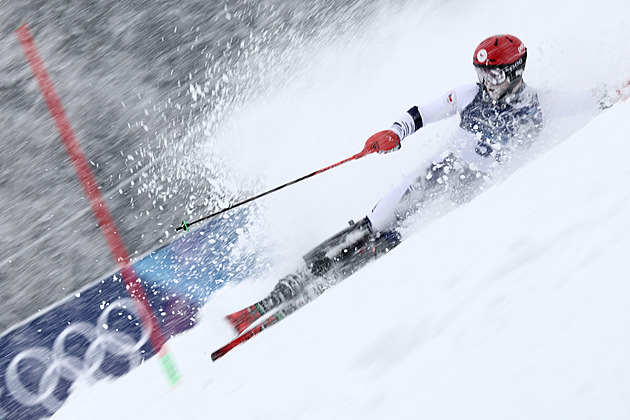 10. den ZOH 2026 ONLINE: Müller extrémní slalom nedokončil, curleři podlehli Kanadě