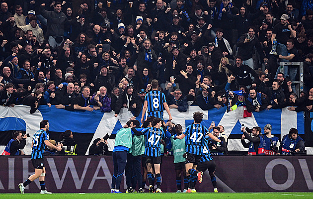 ONLINE: Real hraje s Benfikou, Atalanta vyřadila Dortmund penaltou v nastavení