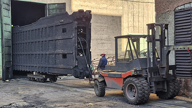 Výjimečná událost v karvinském dolu. OKD začalo vytahovat skipové nádoby