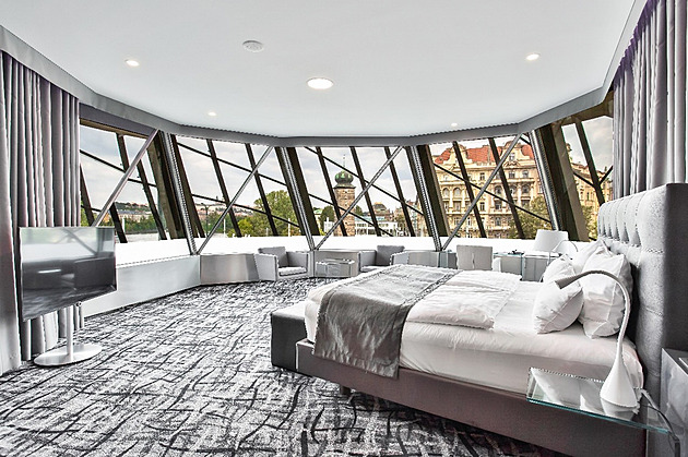 Velikonoce s výhledem na Prahu