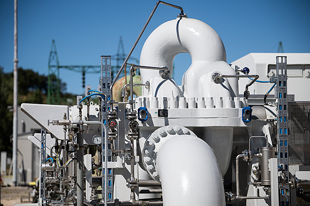 Klíčový ropovod pro Česko byl mimo provoz, tajné služby prověřují možný útok