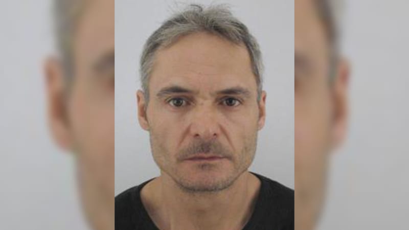 Neviděli jste ho? Policie pátrá po muži, který zmizel během dovolené v Krásné Lípě