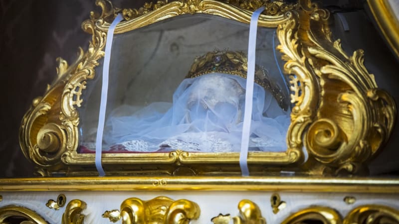 Lebku sv. Zdislavy vystaví naposledy. Krádež dovedla církev po 120 letech ke změně
