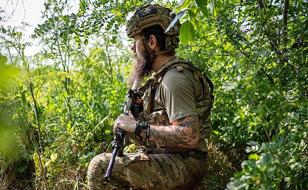 A teď rodný Mariupol. Znovuzrozený pluk Azov chce zasypat Rusy vlnou úderů