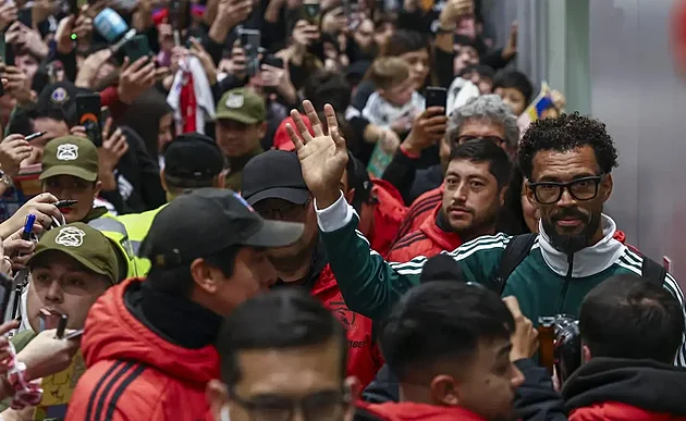 Konečně dorazil! Brankář Vozinha už je Chile, vítaly ho davy fanoušků